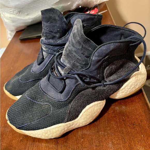 Adidas high top Crazy BYW dark blue size 10.5